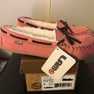 Lamo NWT Moccasins